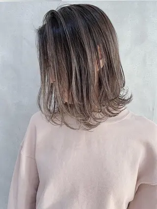 ミディアム カラー MOU namba ムウナンバのヘアスタイル