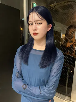 ロング カラー SIKI所属・sliver ・siki /YUIのヘアスタイル