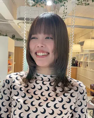 セミロング カラー Ogata Marinaのヘアスタイル