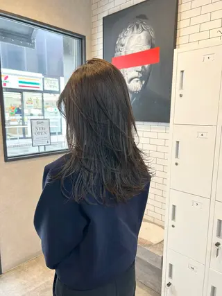 ミディアム カラー いなみね はるきのヘアスタイル