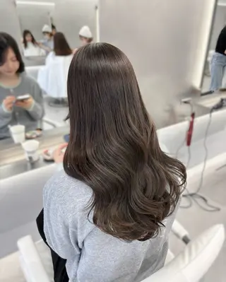 ロング カラー Lei miu所属・ユウカ 千葉駅 @lei_yuukaのヘアスタイル