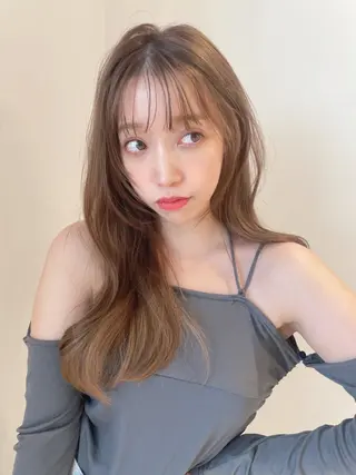 ロング カラー ヘアアレンジ レイヤーカット、 大人可愛い　中村美羅のヘアスタイル