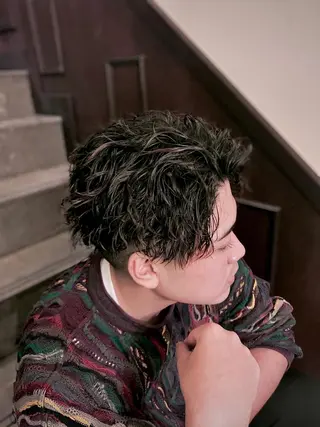 ミディアム パーマ メンズ HIROGINZA ヒロ銀座 青山所属・マツオ リュウホウ🐉のヘアスタイル