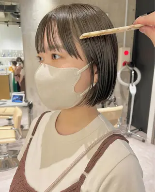 ショート カラー iLi所属・iLi 《イリ》のヘアスタイル