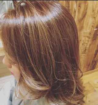 カラー 松田 和樹のヘアスタイル