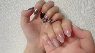 ネイル Fleur 【フルール】のネイルデザイン