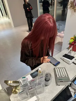 ロング カラー ダメージレスブリーチ HIROSHIのヘアスタイル