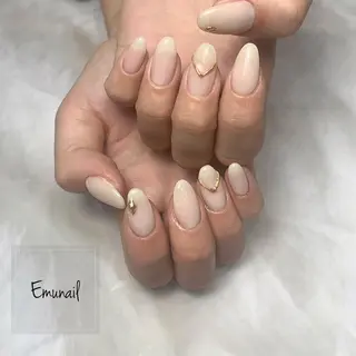 ネイル Emu Nailのネイルデザイン