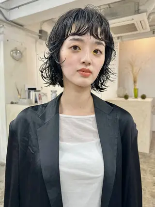 ミディアム パーマ 似合わせカット ケアパーマ喜来雅由のヘアスタイル