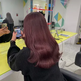 セミロング カラー ヘアアレンジ 🩶学生指名No.1 レッド・ボルドー🩶のヘアスタイル