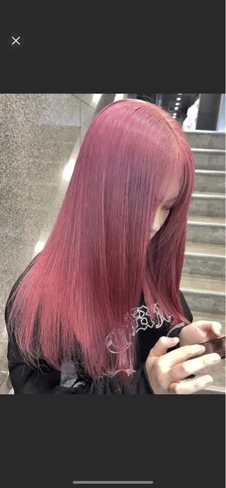 ロング カラー GATE.所属・シマヅ タイジのヘアスタイル