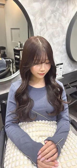 ロング 👑ツヤブリーチ特化 👑おうた👑のヘアスタイル