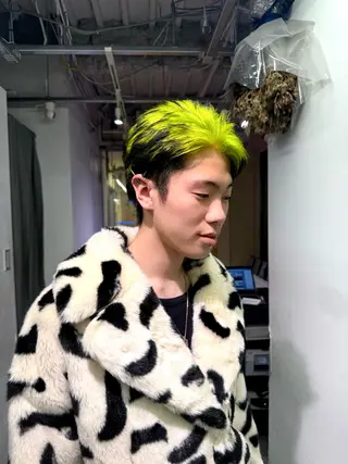 カラー メンズ miwa 🖤のヘアスタイル