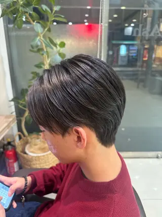 ショート パーマ メンズ 勝見 美春のヘアスタイル