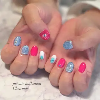 ネイル KOMINE TOMOKOのネイルデザイン