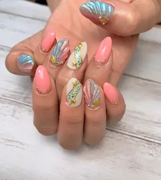 ネイル 菅野 愛花のネイルデザイン