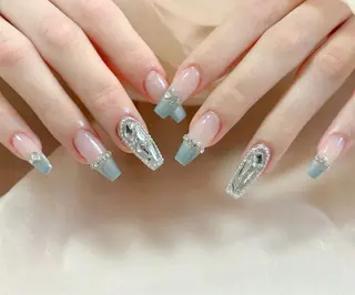 ネイル 小 雨のネイルデザイン