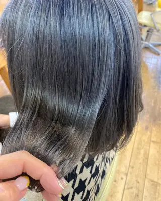 ミディアム カラー 荒木 ひろかのヘアスタイル