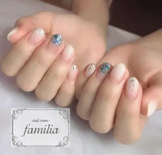 ネイル -nailroom- familiaのネイルデザイン