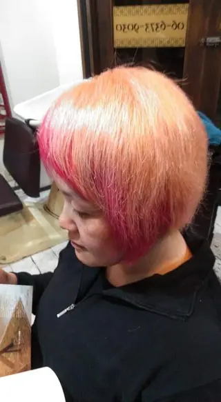 カラー kelopakbunga（クロパブンガ）所属・熊倉 孝志のヘアスタイル