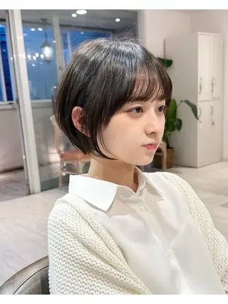 ショート nacoハイトーン ベージュ🎀のヘアスタイル