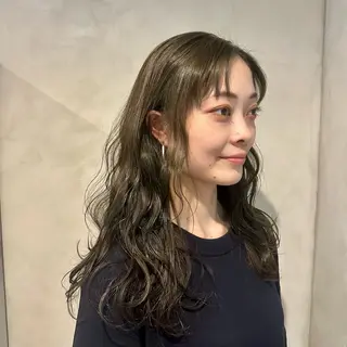 ロング カラー Aust hair Stella新宿所属・Yuki☺︎パーマ レイヤーカットのヘアスタイル