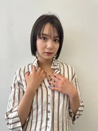 ショート LUCCI所属・udaハイトーン /ボブ/レイヤーのヘアスタイル