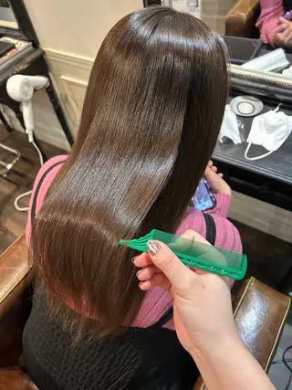 ロング 山尾 涼華のヘアスタイル