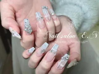 ネイル E.N🦋 長さ出し/持ち込みのネイルデザイン