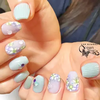 ネイル 宮森 貴子のネイルデザイン