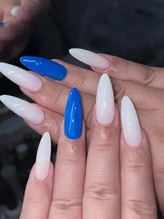 ネイル NES NAIL所属・さゆり￤推しキャラ ￤ロングネイル🩷のネイルデザイン