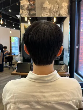 パーマ メンズ 韓国風/メンズ アイブロウワックスの眉毛・アイブロウイメージ