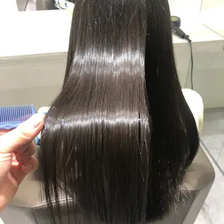ロング ムトウセイマ/艶髪 /艶ケアWブリーチのヘアスタイル