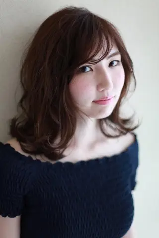 セミロング カラー 髪質改善/縮毛矯正 /ブリーチ矯正/岡部のヘアスタイル