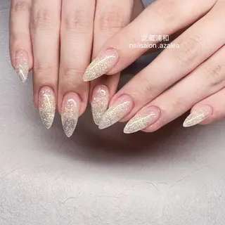 ネイル R inのネイルデザイン