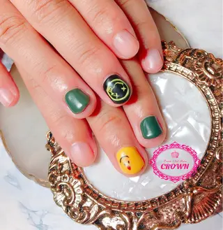 ネイル CROWN プライベートサロンのネイルデザイン
