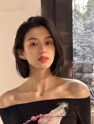 ミディアム 🇨🇳ワンホンヘア 下田鉄也のヘアスタイル