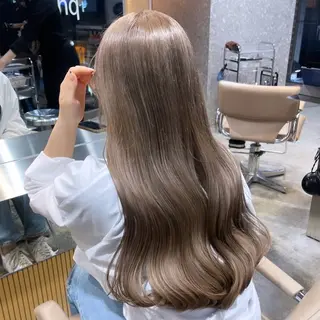 ロング カラー ミルクティーベージュ 🐱【Ryo】のヘアスタイル