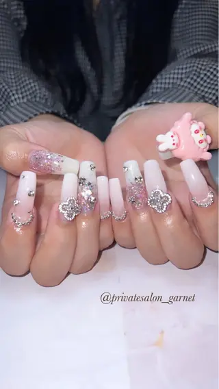 ネイル Garnet nailのネイルデザイン