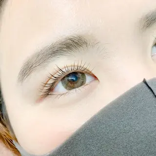 ネイル マツエク・マツパ W aikoの眉毛・アイブロウイメージ