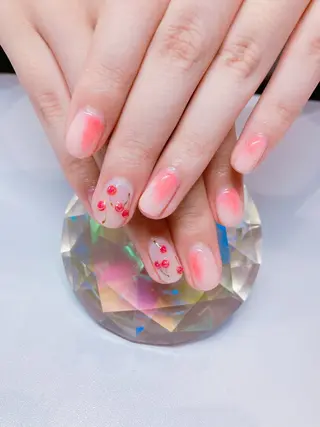 ネイル RE'COMPENSE所属・れこん ぱんすのネイルデザイン