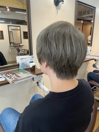 ショート カラー メンズ canonart上田 里恵のヘアスタイル