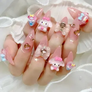 ネイル BIYU ESTETICA ORIENTAL 大泉店所属・mi yuのネイルデザイン