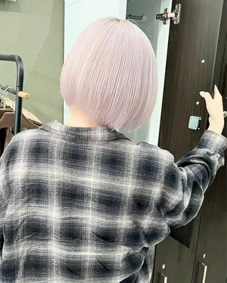 ショート カラー Via officialのヘアスタイル