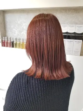 ミディアム カラー 森下 栞奈のヘアスタイル