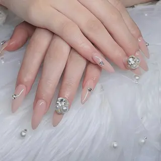 ネイル Momo🍑 【パラジェル取扱店】のネイルデザイン