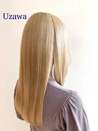 セミロング カラー ヘアアレンジ 🌈ハイトーン髪質改 善🌈polon🌟のヘアスタイル