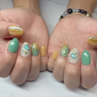 ネイル クレアトゥール華所属・クレアトゥール華 西村のネイルデザイン