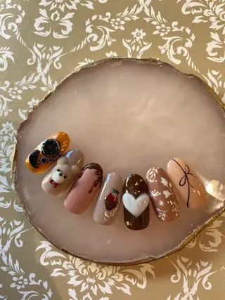 ネイル 佐藤  悠子のネイルデザイン