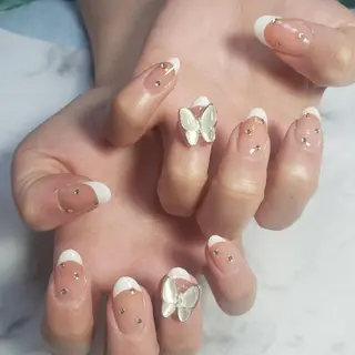 ネイル ビジュード ネイルのネイルデザイン